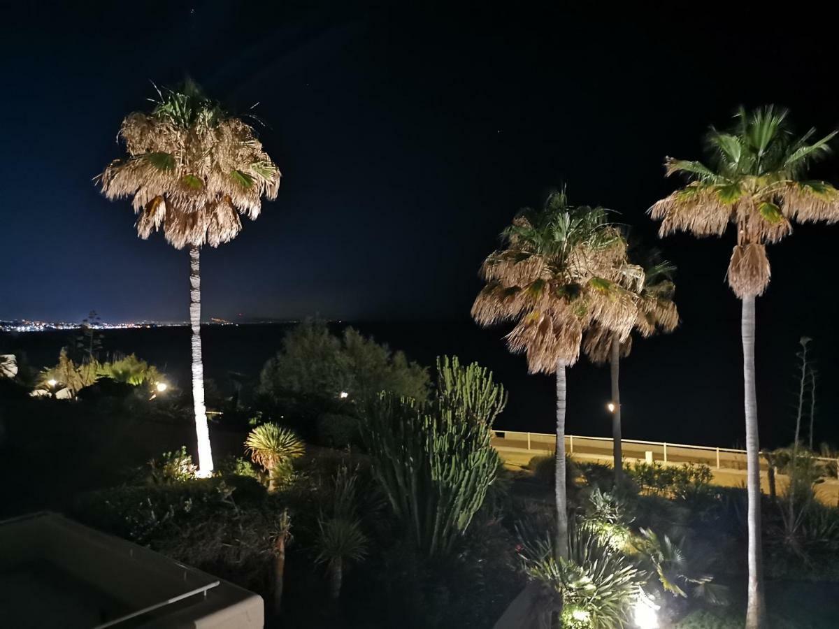Sinfonia Del Mar Apartment Estepona Esterno foto